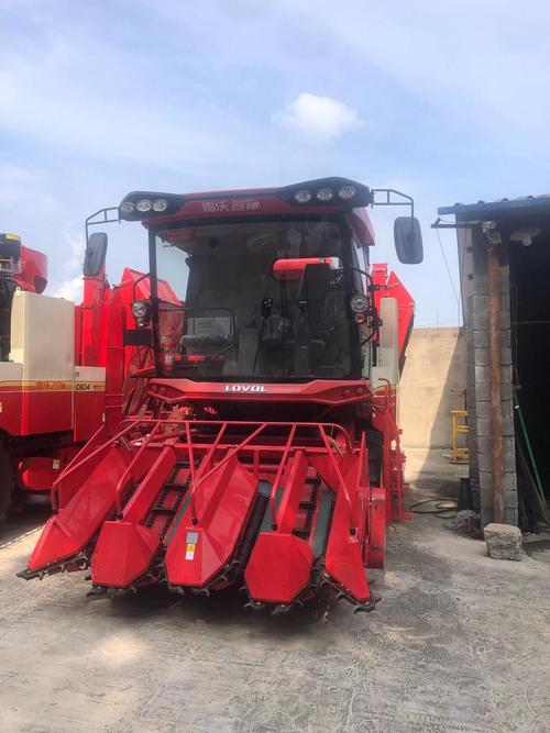 雷沃收割机型号 雷沃收割机型号