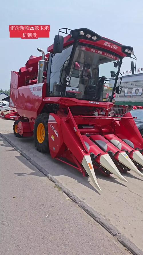 中国最先进的玉米收割机是什么牌子。附图片 中国最先进的玉米收割机是什么牌子。附图片
